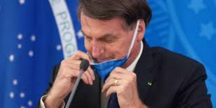 Brasile, anche Bolsonaro ha il Covid 