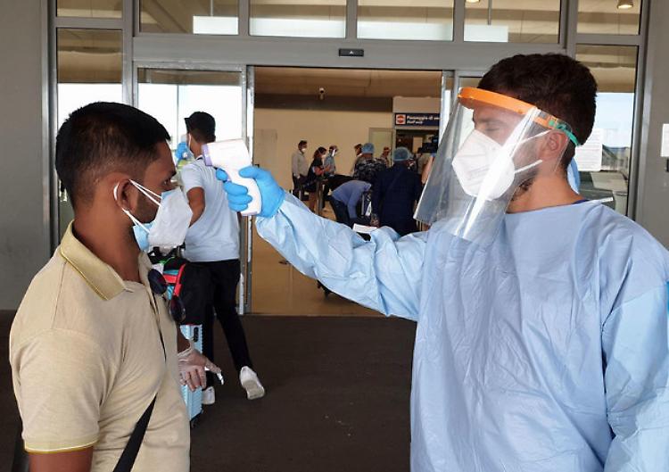 Coronavirus: Speranza, divieto ingresso da 13 Paesi