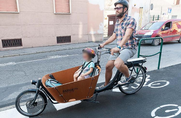 Ciclabili, la Fiab segnala 300 anomalie