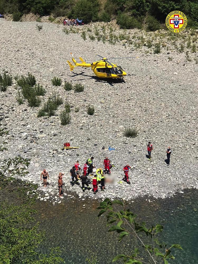 Tuffo fatale nel torrente Trebbia, muore 49enne cremonese