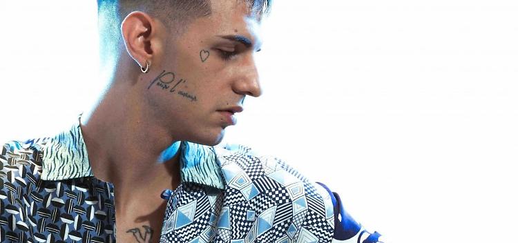 Achille Lauro  "al servizio della regina" Mina