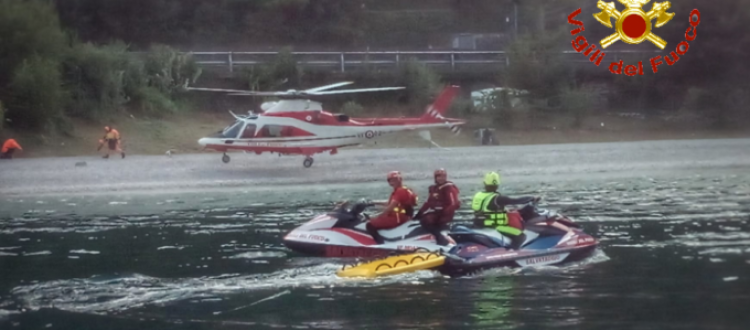 Si tuffa da galleria, 26enne muore nel lago di Como