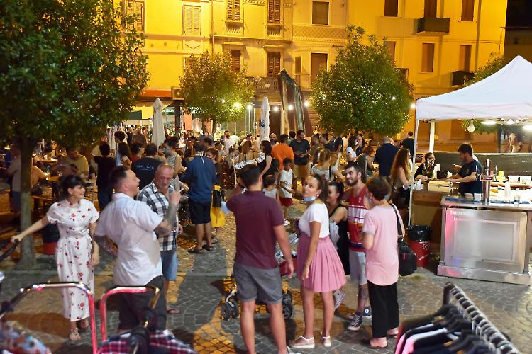 FOTO Shopping sotto le stelle 2.0 a Casalmaggiore