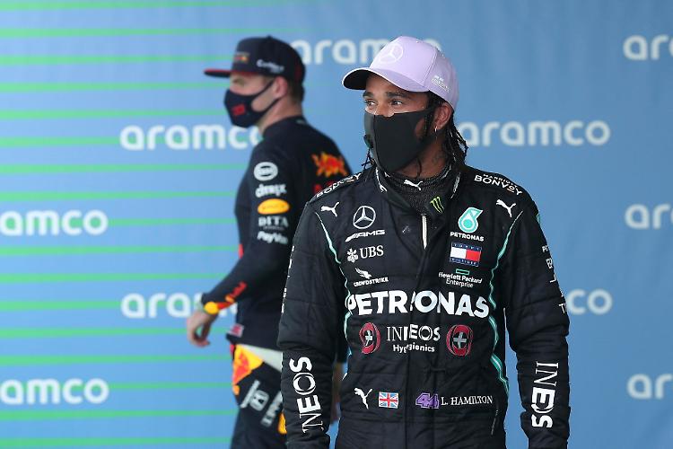 Imola: pole a Hamilton, Leclerc quarto al via 