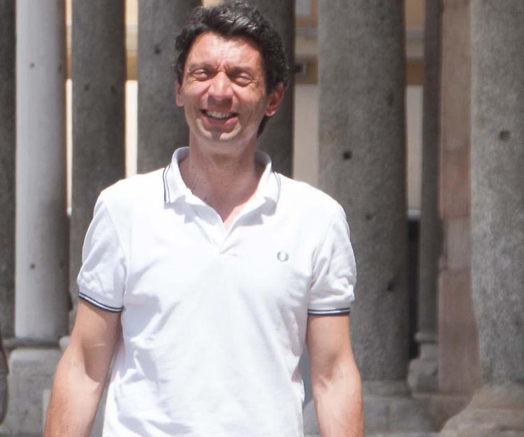 Sei mesi di Covid: «Così Cremona ha sofferto, pianto e combattuto»