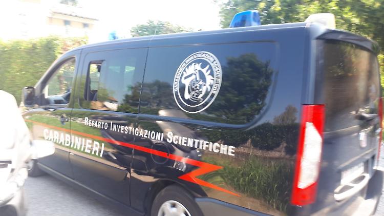 I Ris nell'appartamento dell'ex di Pasini