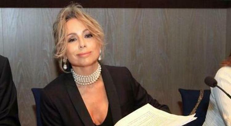 Marina Berlusconi positiva al Covid, sta bene e lavora