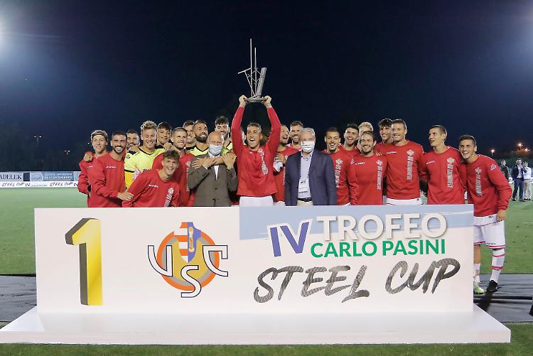 La Cremonese d'acciaio vince la Steel Cup