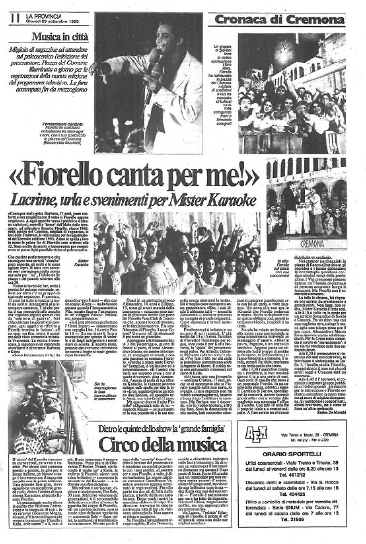 Lacrime, urla e svenimenti per Fiorello in piazza del Comune