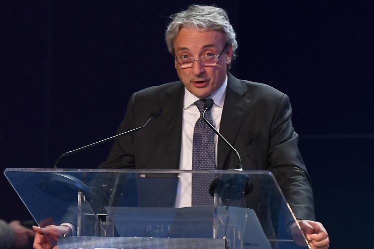 Pacco bomba al presidente di Confindustria Brescia
