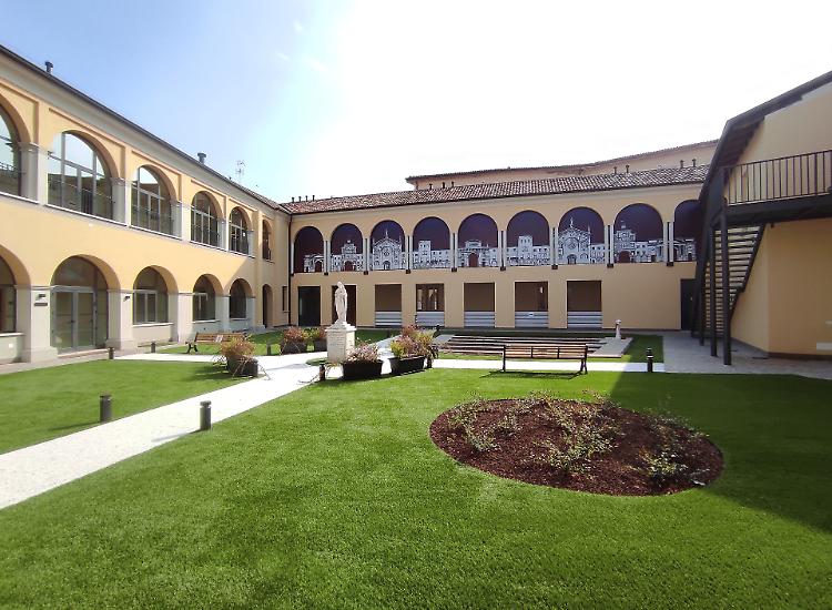 L’ex convento diventa «hotel» 