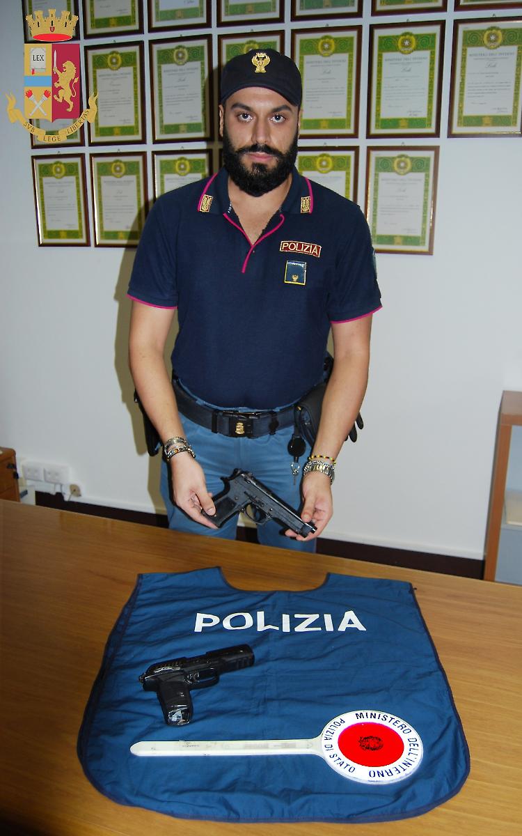 Aggrediscono extracomunitario, tre indagati per minacce gravi e lesioni personali aggravate