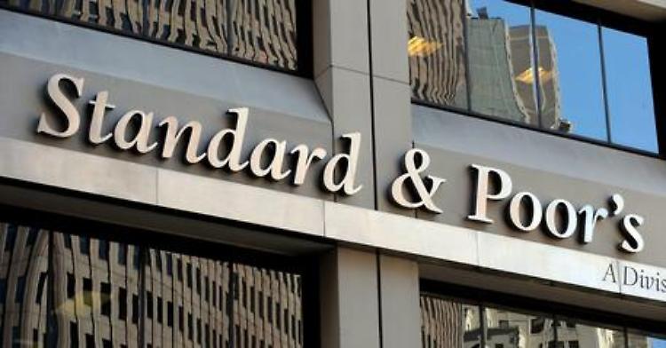 S&P migliora le stime del pil Italia a -8,9% nel 2020, +6,4% 2021