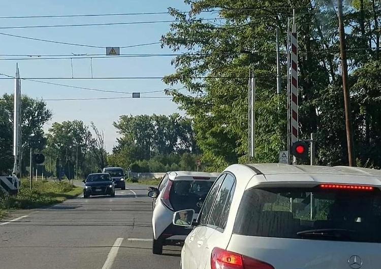 A Pizzighettone le sbarre non scendono con il semaforo rosso