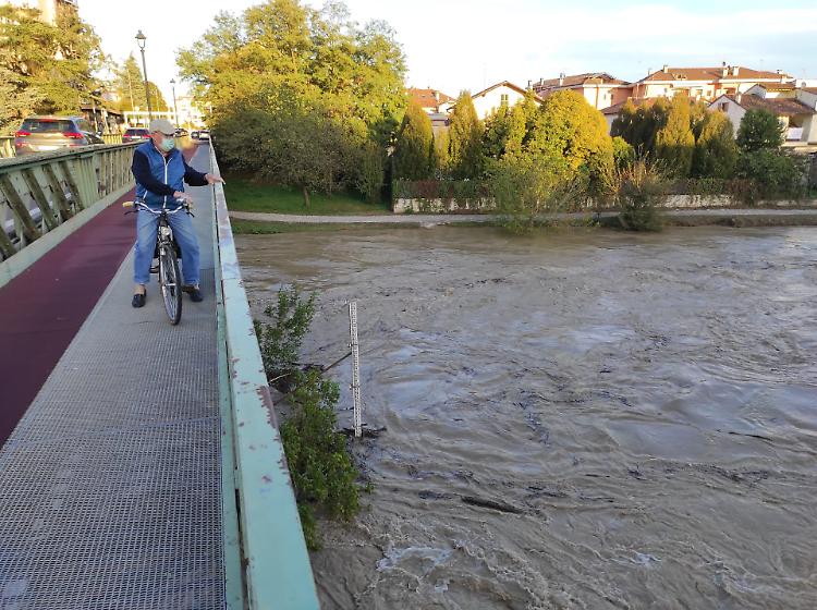 Fiume Serio in calo nella notte