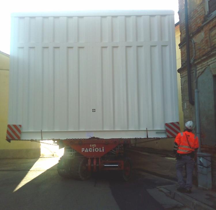 Container per l'Iraq, Annicco si ferma per il trasporto eccezionale