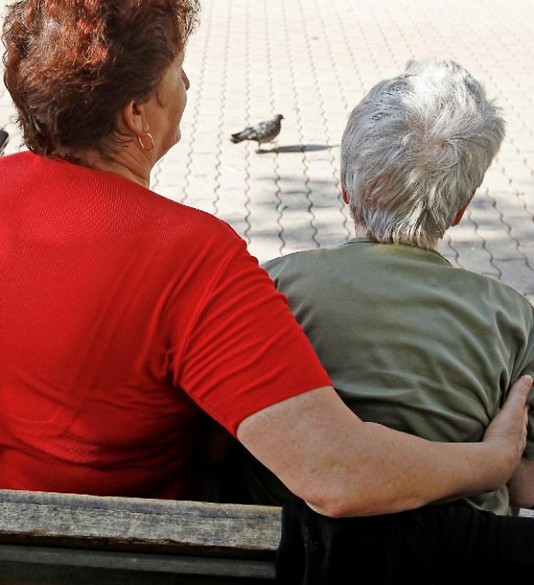 L’eredità alla badante. I parenti non ci stanno  