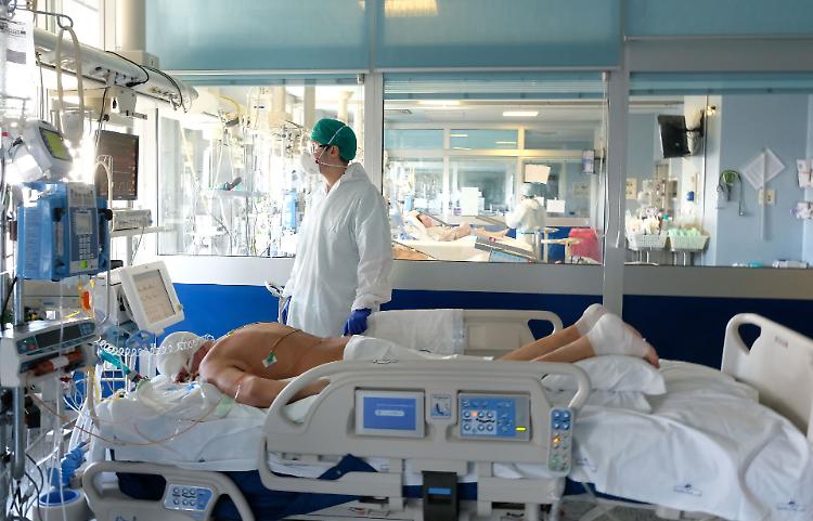  Covid, casi ancora in crescita nel mondo