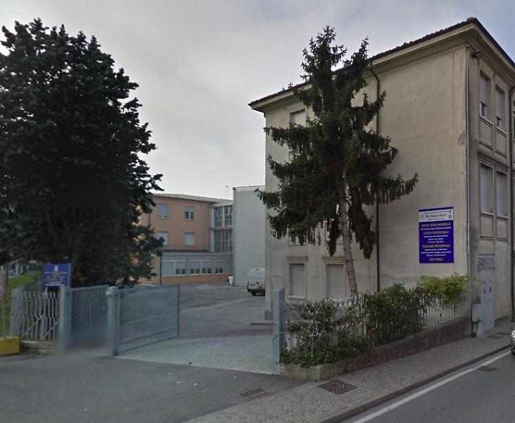 Scuola, insegnante positivo a Viadana: quattro classi in quarantena