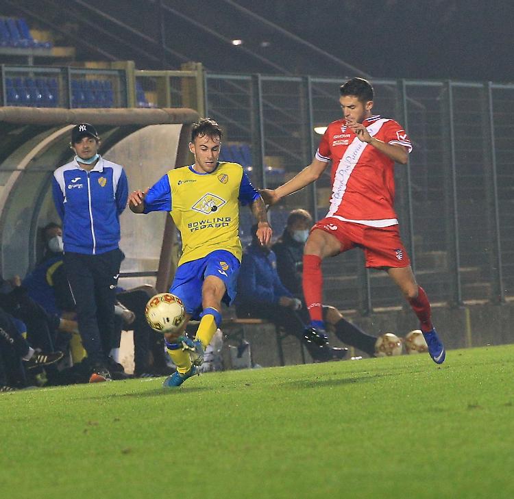 Pergolettese, troppi errori: la Pro Patria vince 2-1