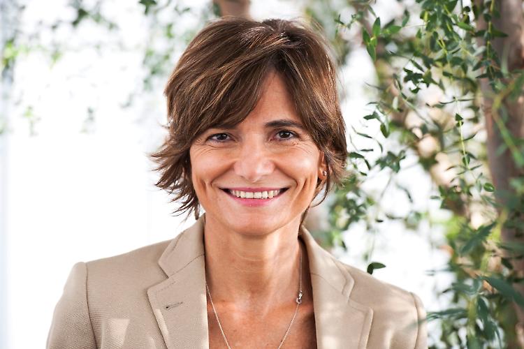 Capacità di sopportazione della pandemia: le donne reagiscono meglio degli uomini, i giovani guardano al futuro