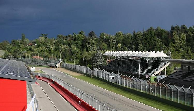 F1: niente deroga, il Gp di Imola sarà a porte chiuse