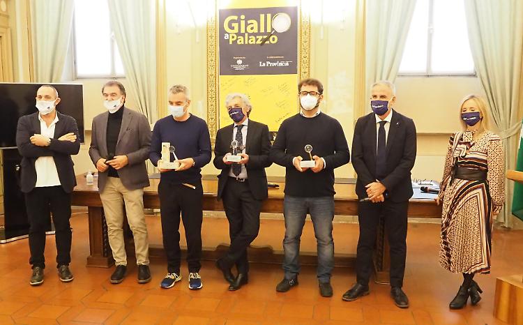 Giallo a Palazzo: Macchiavelli e Massimi, il podio è tutto emiliano e e  Venturi è «re» del  web