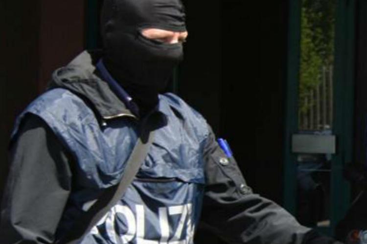 Terrorismo: espulso rientra in Italia, arrestato