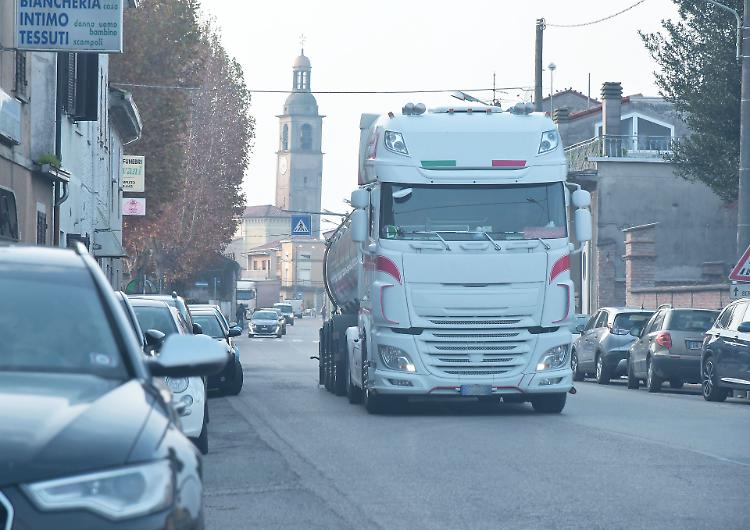 &laquo;I tir soffocano Vicomoscano e la tangenziale &egrave; disastrata&raquo;