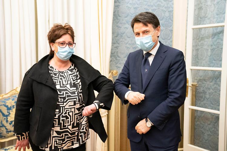 Elena Pagliarini: 'Pranzo di Natale? Preoccupatevi di non farlo in ospedale'