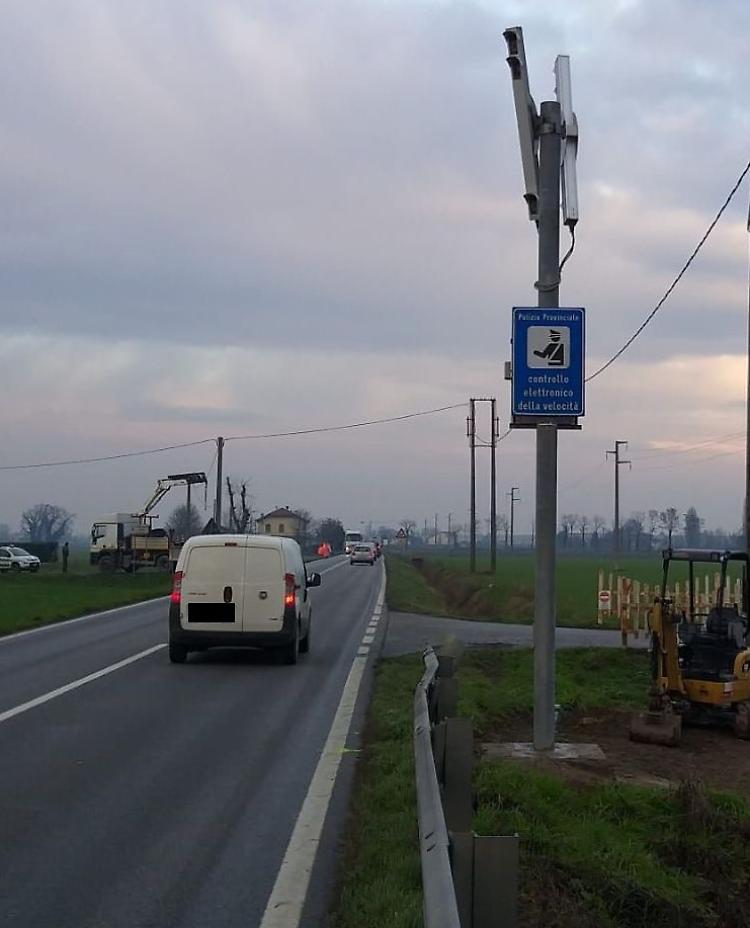Autovelox acceso tra Soncino e Ticengo