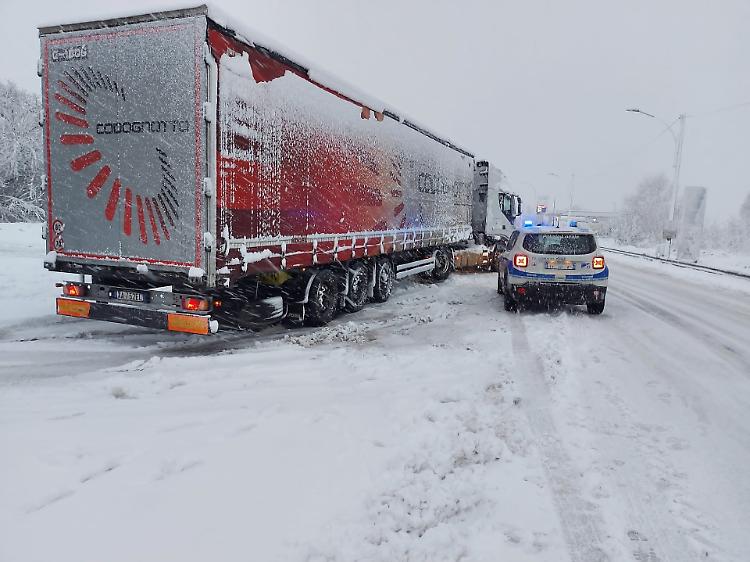 Serie di incidenti stradali nella Bassa Piacentina
