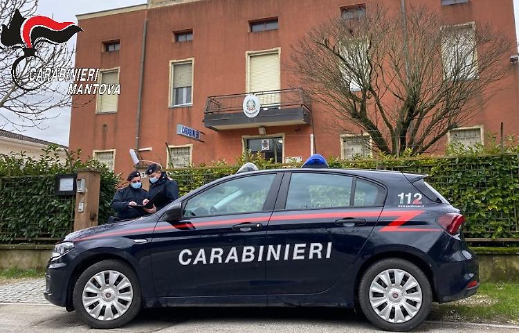 Positivo al Covid, si allontana dalla comunità: denunciato