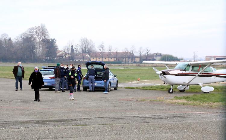 Ferite troppo gravi, morto il paracadutista caduto al Migliaro