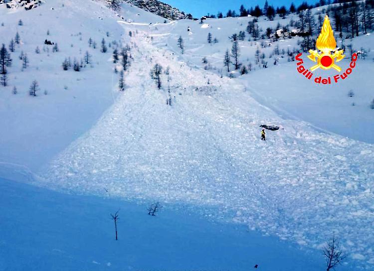 Valanga nel Cuneese, muore 23enne