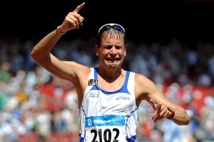Doping, archiviato il caso Schwazer: 'Le urine furono alterate'