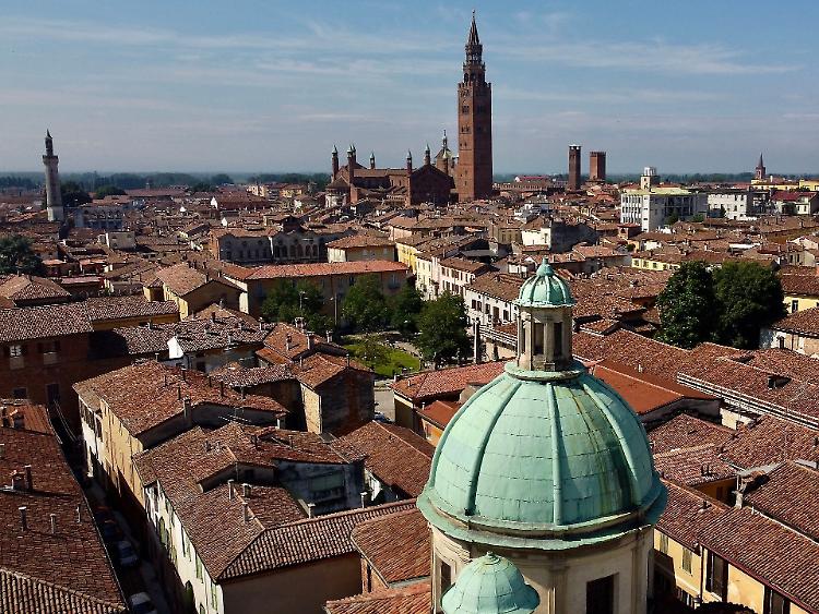 FOTO Chiese dimenticate: in «volo» sul Foppone
