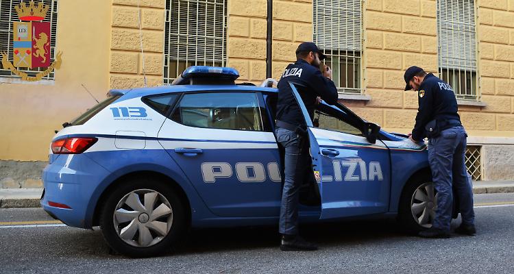 Polizia, weekend di controlli: arrestato spacciatore marocchino