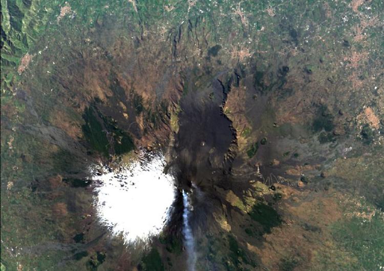 La lava dell’Etna vista dallo spazio, con il satellite Prisma