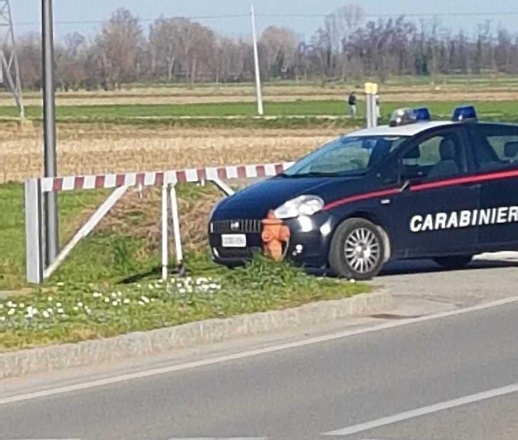  Ingresso abusivo per far giocare i figli a calcio