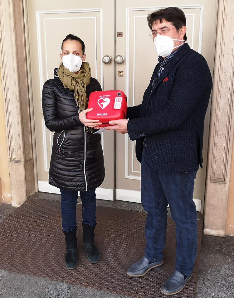 «Un defibrillatore per tutti i nostri compaesani di Sesto»