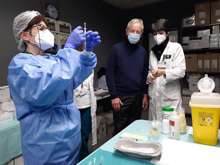 A Cremona vaccinato il 54,61% degli over 80