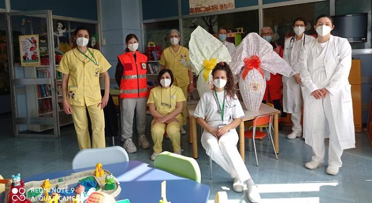 Croce Verde, due uova di Pasqua per i bimbi della Pediatria