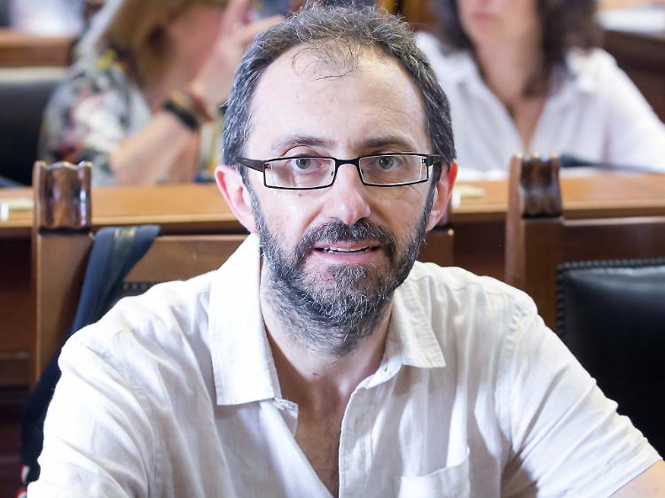 Poli (Pd): "Regione Lombardia, comportamento allarmante"