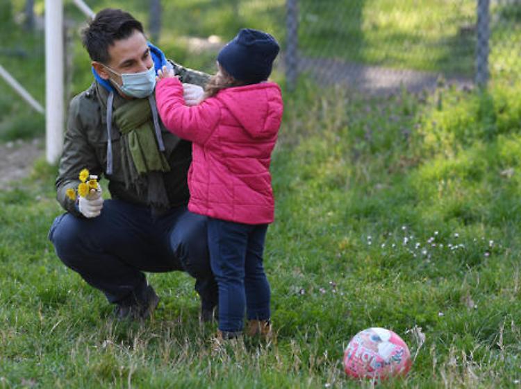 Ok all'assegno unico per i figli, si parte da luglio