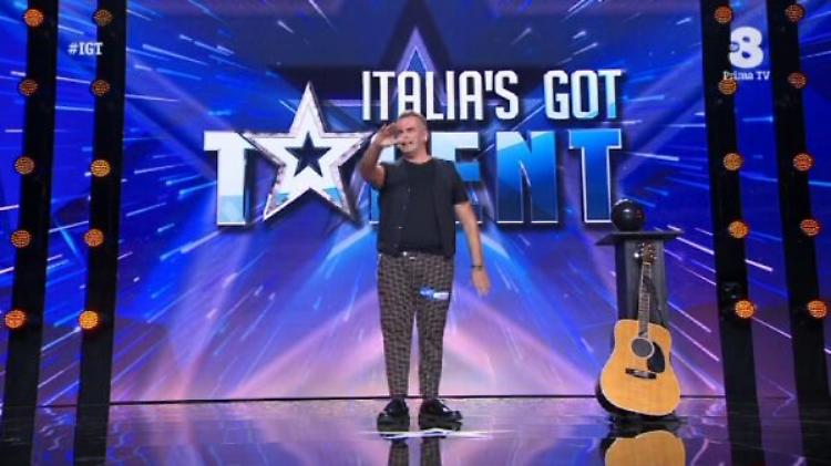 Filippini legge nella mente: nuovo show in live streaming