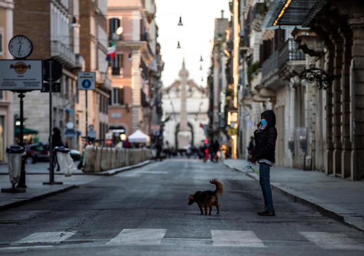 Il Viminale ai prefetti: 'Intensificare i controlli'