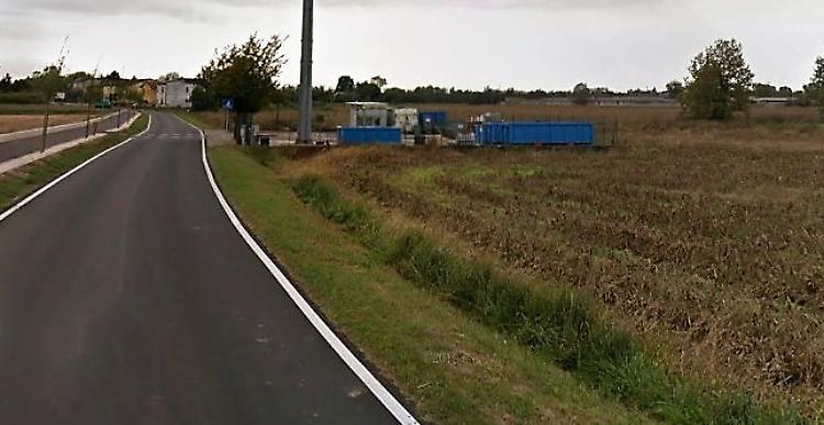 Cavalcavia invece delle sbarre: "Ma taglierebbe fuori Fengo"