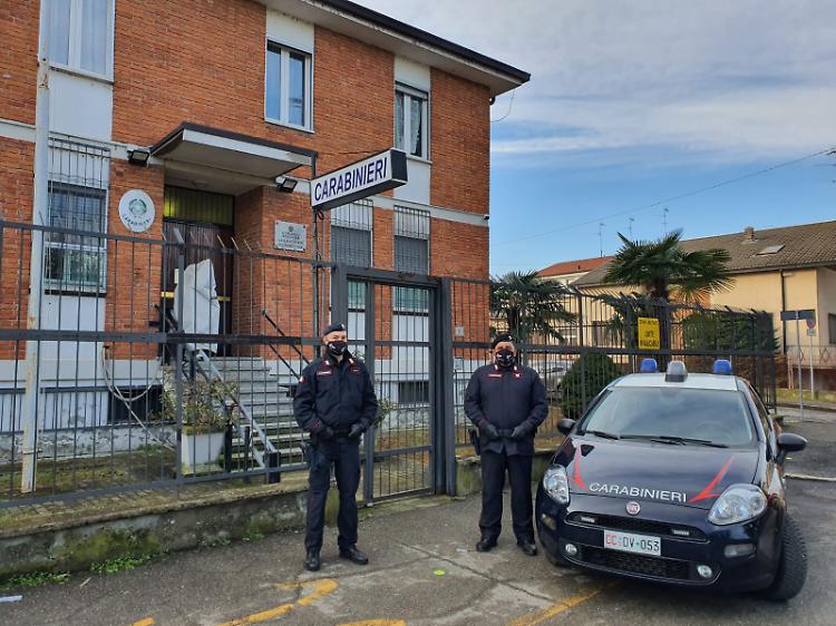 Reddito di cittadinanza percepito illecitamente, due denunciati