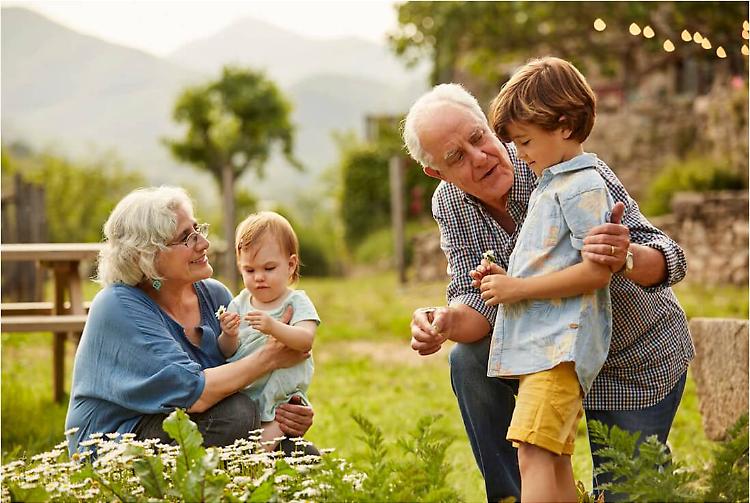 Rapporto tra nonni e nipoti, la parola agli esperti